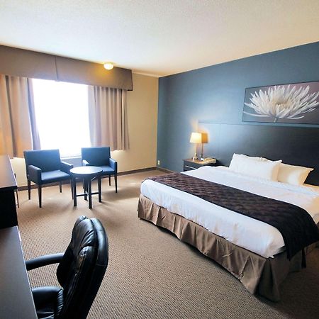 Days Inn By Wyndham Montreal Airport Conference Centre Дорваль Екстер'єр фото